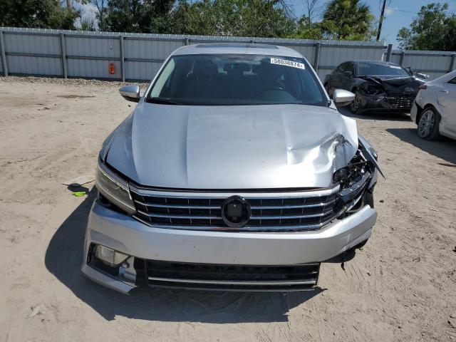 Photo 4 VIN: 1VWBT7A38HC047334 - VOLKSWAGEN PASSAT 