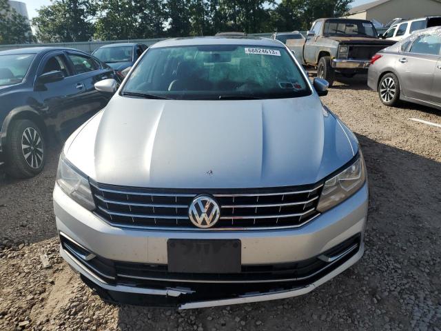 Photo 4 VIN: 1VWBT7A38HC059807 - VOLKSWAGEN PASSAT 