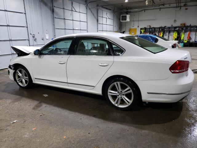 Photo 1 VIN: 1VWBT7A39FC004537 - VOLKSWAGEN PASSAT 