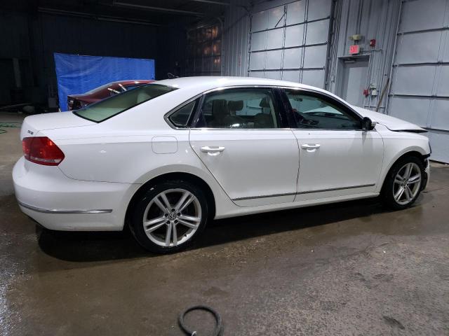 Photo 2 VIN: 1VWBT7A39FC004537 - VOLKSWAGEN PASSAT 