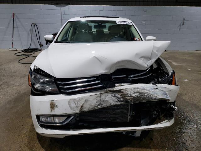 Photo 4 VIN: 1VWBT7A39FC004537 - VOLKSWAGEN PASSAT 