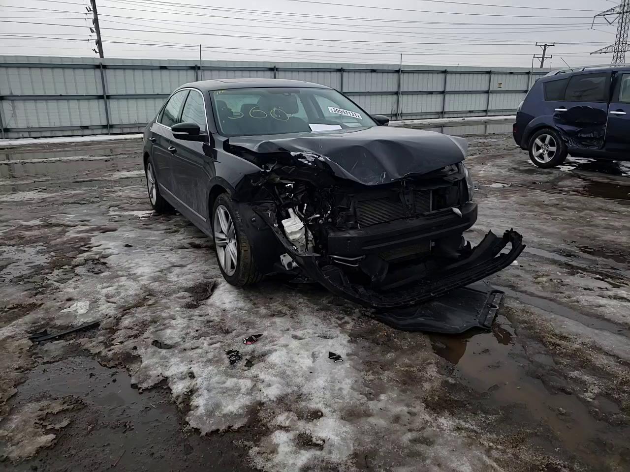 Photo 10 VIN: 1VWBT7A39FC030717 - VOLKSWAGEN PASSAT SE 