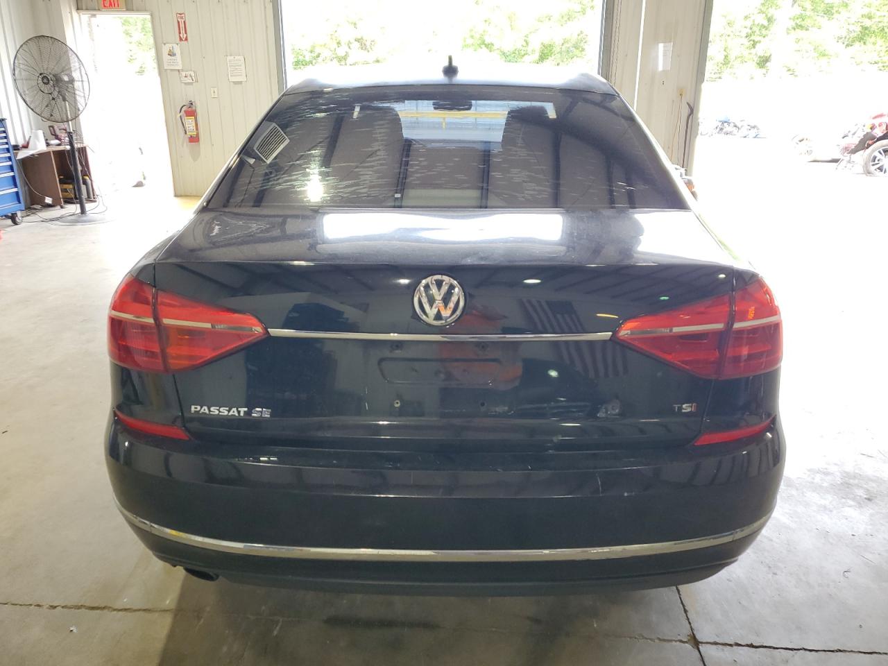 Photo 5 VIN: 1VWBT7A39GC057739 - VOLKSWAGEN PASSAT 