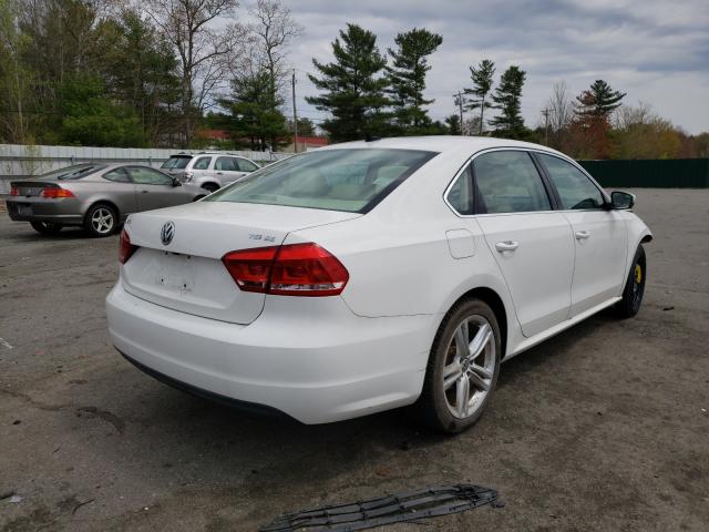 Photo 3 VIN: 1VWBT7A3XEC032569 - VOLKSWAGEN PASSAT 