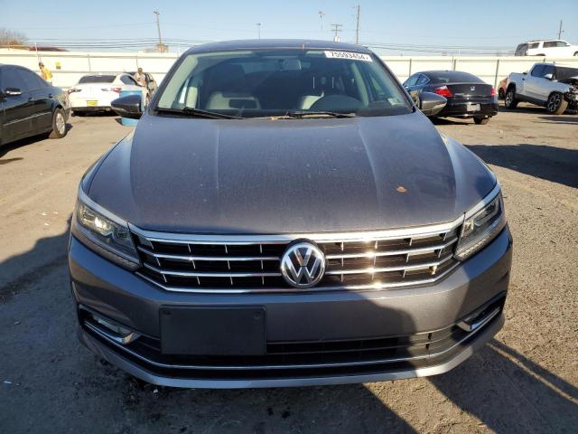 Photo 4 VIN: 1VWBT7A3XGC051156 - VOLKSWAGEN PASSAT SE 