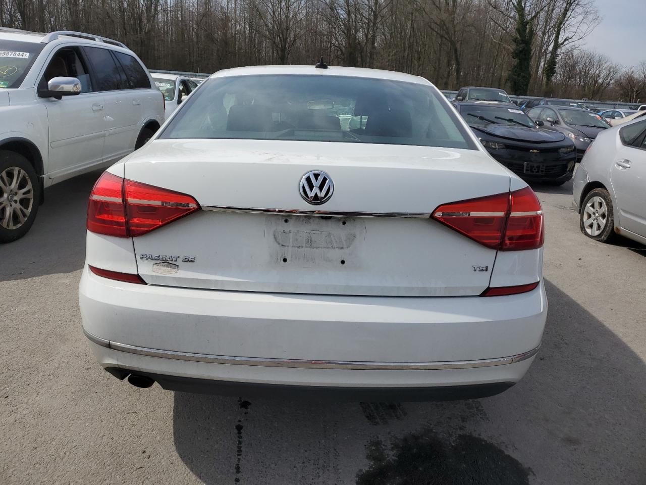 Photo 5 VIN: 1VWBT7A3XGC063405 - VOLKSWAGEN PASSAT 