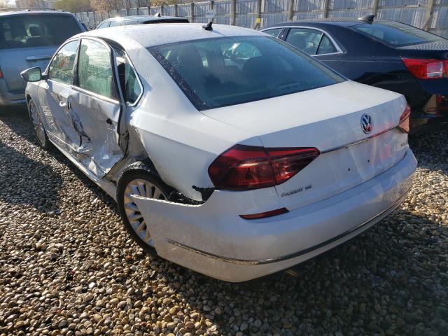 Photo 2 VIN: 1VWBT7A3XHC083106 - VOLKSWAGEN PASSAT 