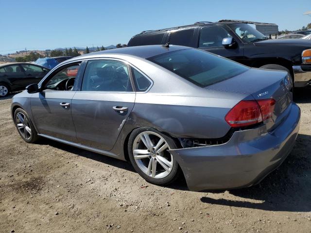 Photo 1 VIN: 1VWBV7A30FC026890 - VOLKSWAGEN PASSAT 