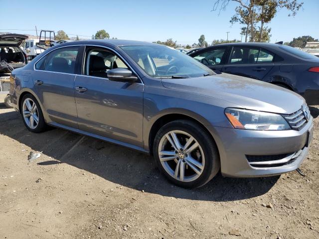 Photo 3 VIN: 1VWBV7A30FC026890 - VOLKSWAGEN PASSAT 