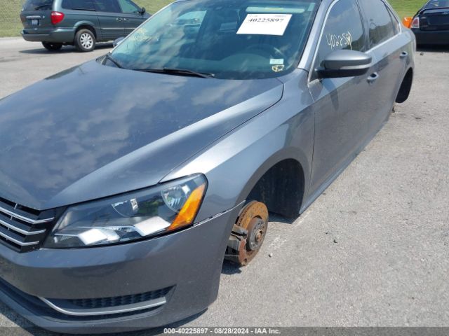 Photo 5 VIN: 1VWBV7A30FC044323 - VOLKSWAGEN PASSAT 