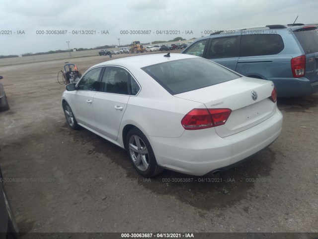 Photo 2 VIN: 1VWBV7A31FC057453 - VOLKSWAGEN PASSAT 