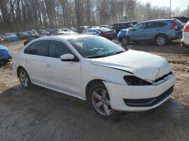 Photo 3 VIN: 1VWBV7A31FC058232 - VOLKSWAGEN PASSAT SE 