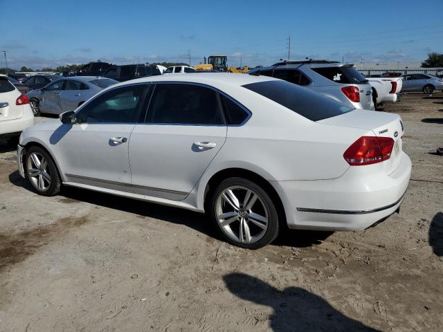 Photo 1 VIN: 1VWBV7A31FC065410 - VOLKSWAGEN PASSAT SE 