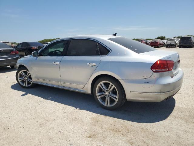 Photo 1 VIN: 1VWBV7A31FC075709 - VOLKSWAGEN PASSAT 