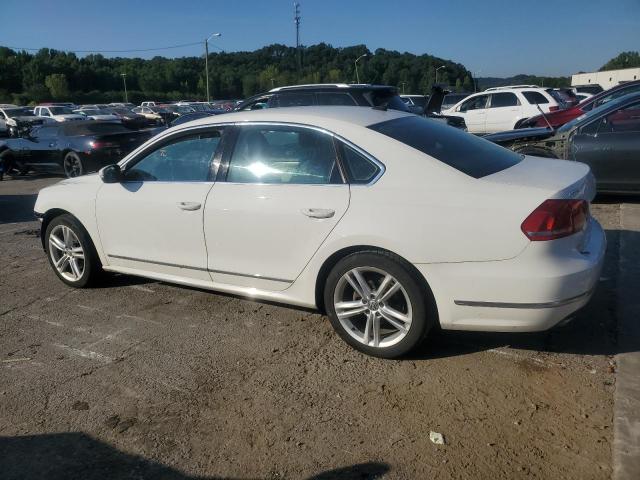 Photo 1 VIN: 1VWBV7A32FC050981 - VOLKSWAGEN PASSAT 