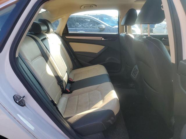 Photo 9 VIN: 1VWBV7A32FC050981 - VOLKSWAGEN PASSAT 