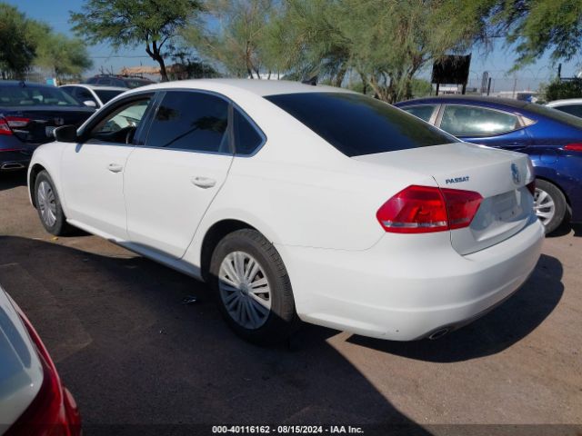 Photo 2 VIN: 1VWBV7A34FC037553 - VOLKSWAGEN PASSAT 