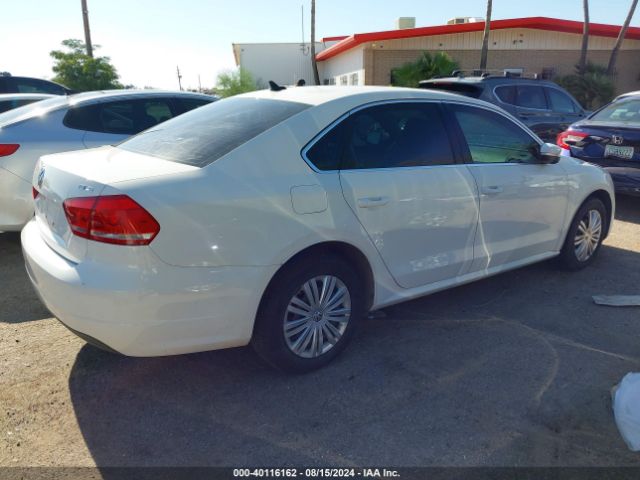 Photo 3 VIN: 1VWBV7A34FC037553 - VOLKSWAGEN PASSAT 