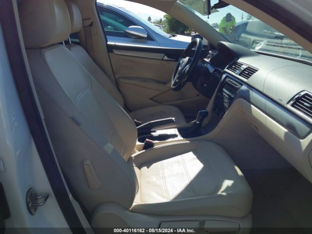 Photo 4 VIN: 1VWBV7A34FC037553 - VOLKSWAGEN PASSAT 