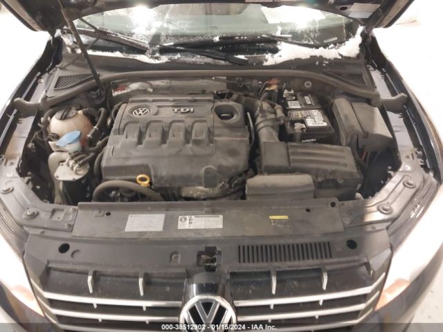 Photo 9 VIN: 1VWBV7A34FC074375 - VOLKSWAGEN PASSAT 