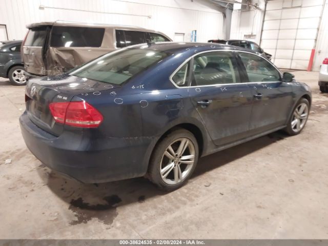 Photo 3 VIN: 1VWBV7A35FC009583 - VOLKSWAGEN PASSAT 