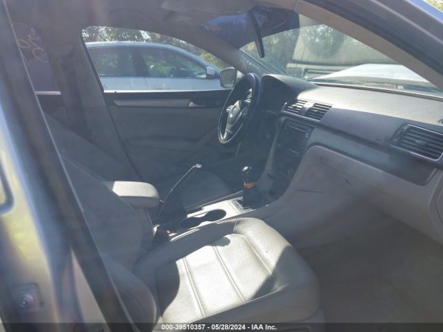 Photo 4 VIN: 1VWBV7A35FC055009 - VOLKSWAGEN PASSAT 