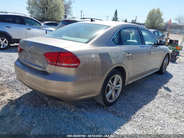 Photo 3 VIN: 1VWBV7A36FC103312 - VOLKSWAGEN PASSAT 