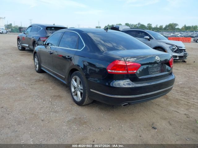 Photo 2 VIN: 1VWBV7A36FC104220 - VOLKSWAGEN PASSAT 