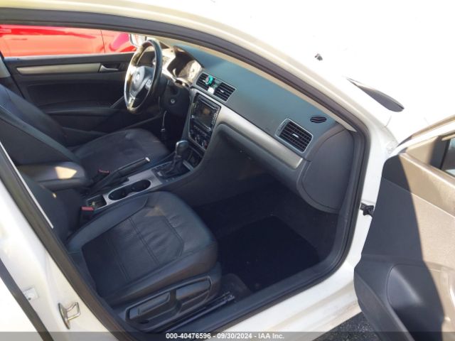 Photo 4 VIN: 1VWBV7A36FT108851 - VOLKSWAGEN PASSAT 