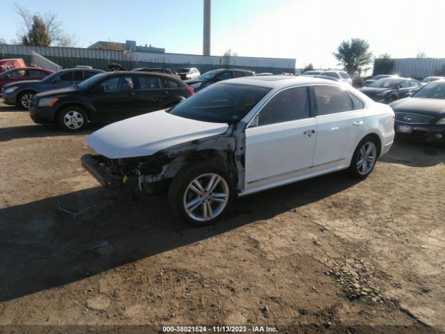 Photo 1 VIN: 1VWBV7A37FC047297 - VOLKSWAGEN PASSAT 