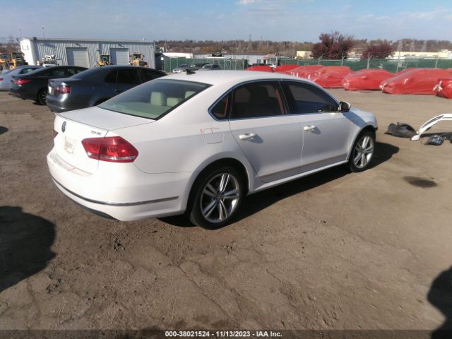 Photo 3 VIN: 1VWBV7A37FC047297 - VOLKSWAGEN PASSAT 