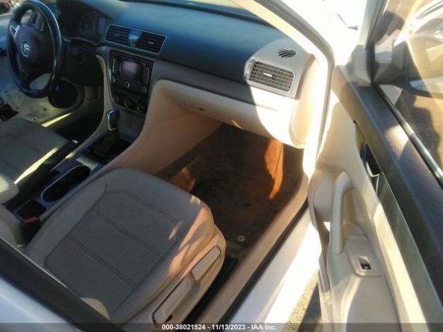 Photo 4 VIN: 1VWBV7A37FC047297 - VOLKSWAGEN PASSAT 