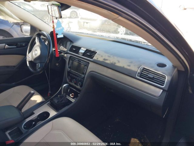 Photo 4 VIN: 1VWBV7A37FC092952 - VOLKSWAGEN PASSAT 