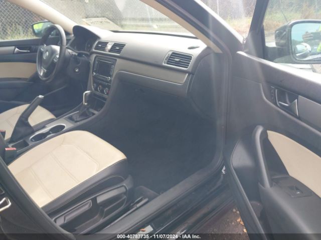 Photo 4 VIN: 1VWBV7A38FC016348 - VOLKSWAGEN PASSAT 