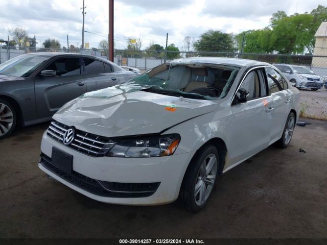 Photo 1 VIN: 1VWBV7A38FC036843 - VOLKSWAGEN PASSAT 