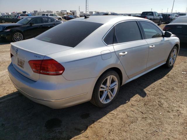 Photo 3 VIN: 1VWBV7A39FC073819 - VOLKSWAGEN PASSAT SE 