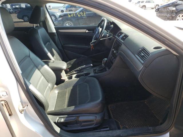 Photo 4 VIN: 1VWBV7A39FC073819 - VOLKSWAGEN PASSAT SE 