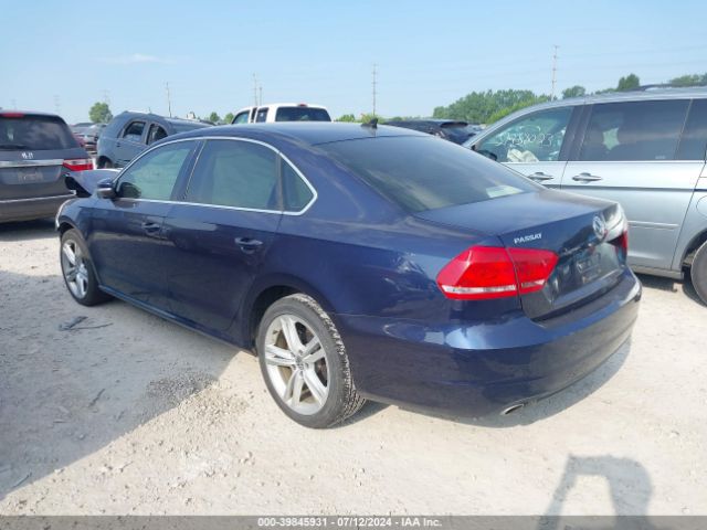 Photo 2 VIN: 1VWBV7A39FC101425 - VOLKSWAGEN PASSAT 