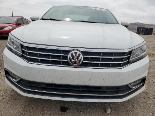 Photo 4 VIN: 1VWCA7A34JC000270 - VOLKSWAGEN PASSAT 