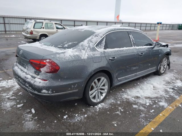 Photo 3 VIN: 1VWCA7A37JC007746 - VOLKSWAGEN PASSAT 