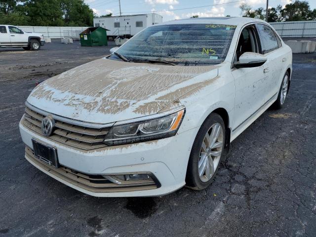 Photo 1 VIN: 1VWCA7A37JC024403 - VOLKSWAGEN PASSAT 