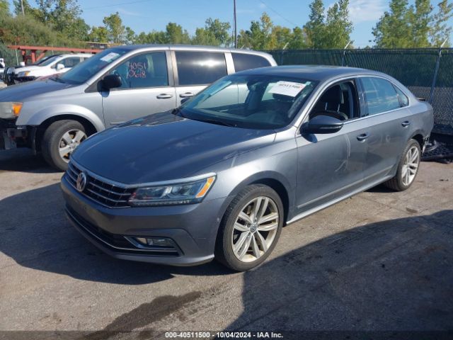 Photo 1 VIN: 1VWCA7A39JC004119 - VOLKSWAGEN PASSAT 