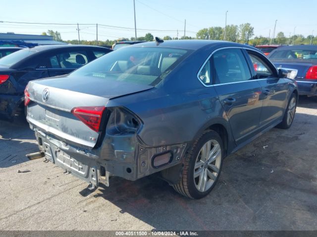 Photo 3 VIN: 1VWCA7A39JC004119 - VOLKSWAGEN PASSAT 