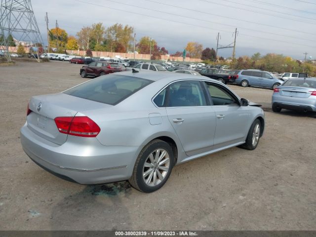 Photo 3 VIN: 1VWCH7A30DC022606 - VOLKSWAGEN PASSAT 