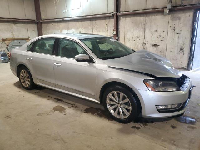 Photo 3 VIN: 1VWCH7A30DC128960 - VOLKSWAGEN PASSAT SEL 