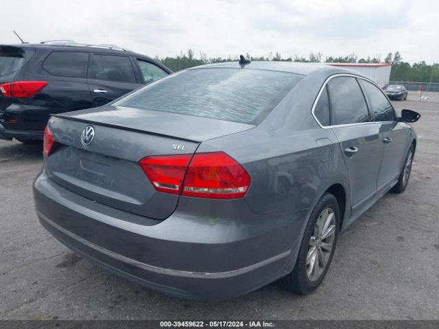 Photo 3 VIN: 1VWCH7A31CC013668 - VOLKSWAGEN PASSAT 