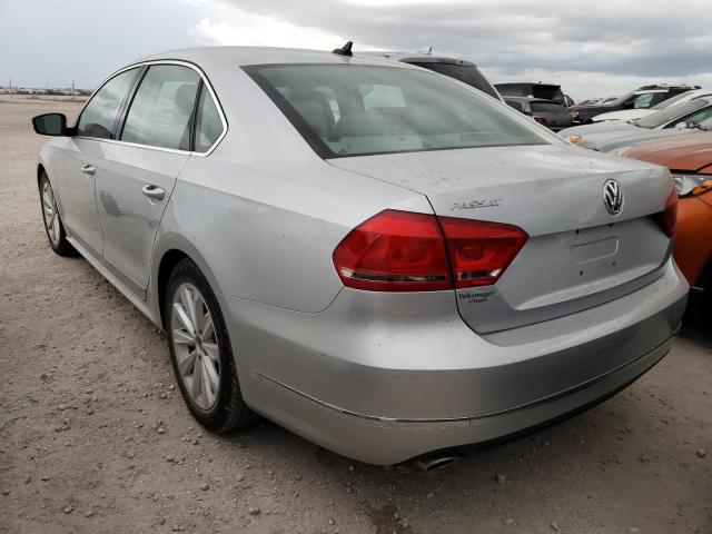 Photo 2 VIN: 1VWCH7A31DC020556 - VOLKSWAGEN PASSAT 