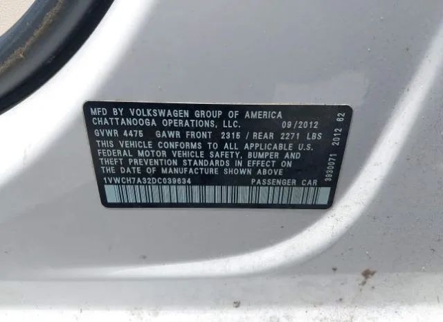 Photo 8 VIN: 1VWCH7A32DC039634 - VOLKSWAGEN PASSAT 