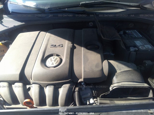 Photo 9 VIN: 1VWCH7A32DC082628 - VOLKSWAGEN PASSAT 