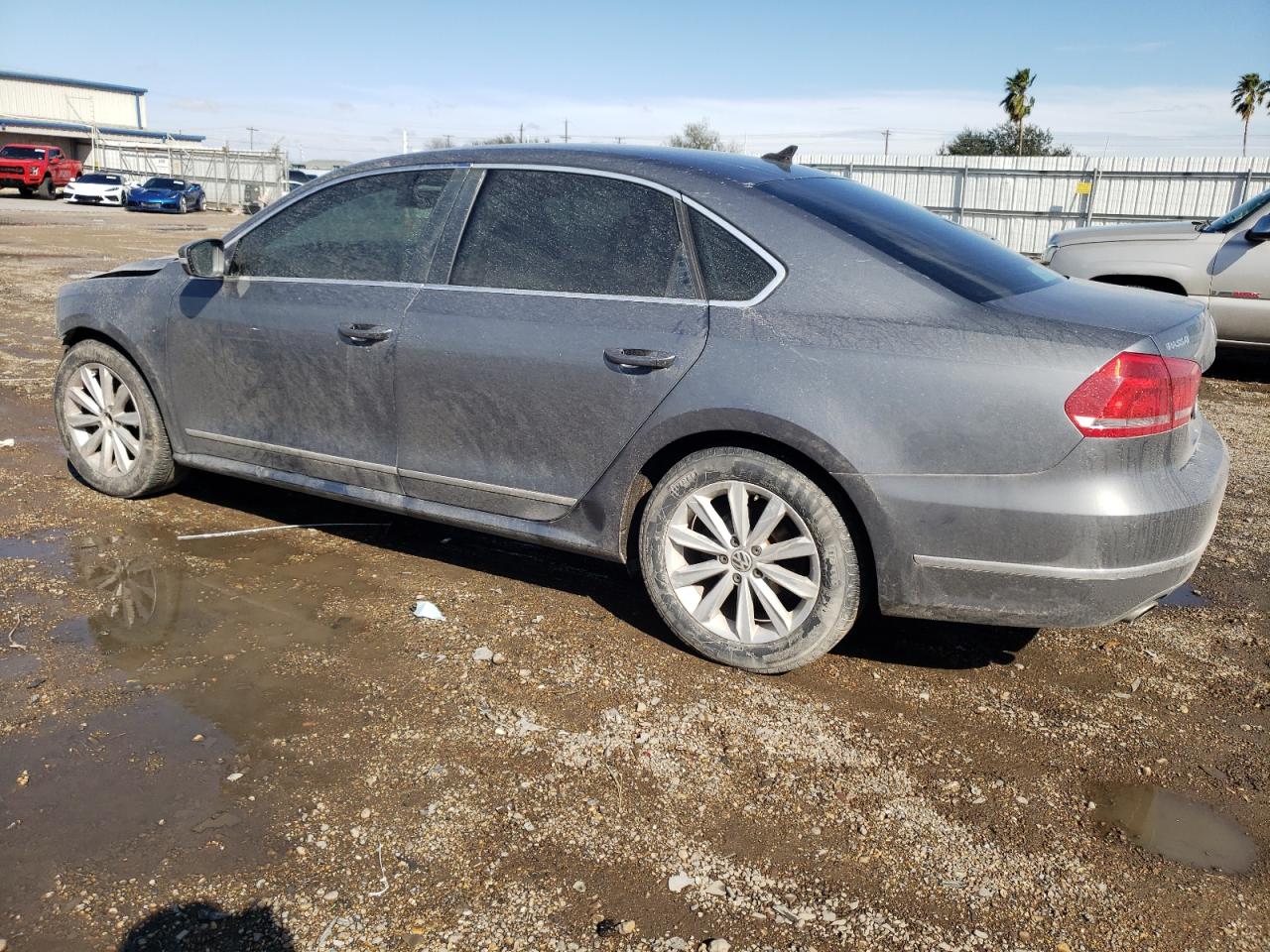 Photo 1 VIN: 1VWCH7A34DC014220 - VOLKSWAGEN PASSAT 